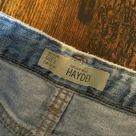 Topshop Moto Hayden Ripped shorts - Picture 9 of 13